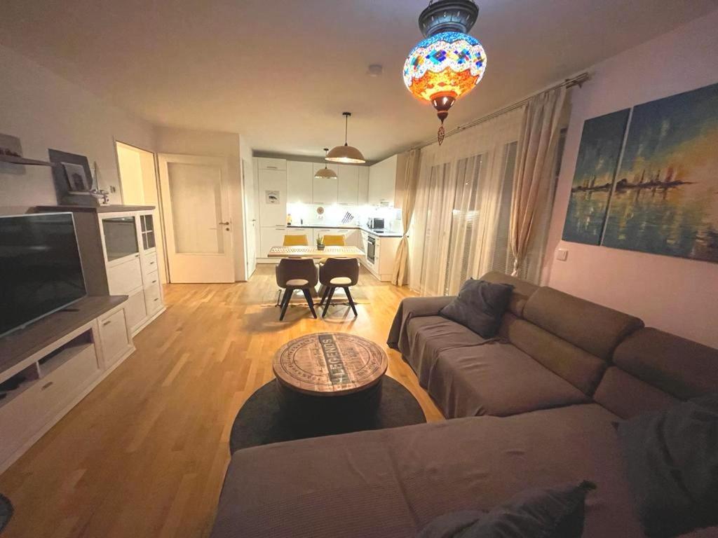 Lovely 3 rooms apartment viena Buitenkant foto